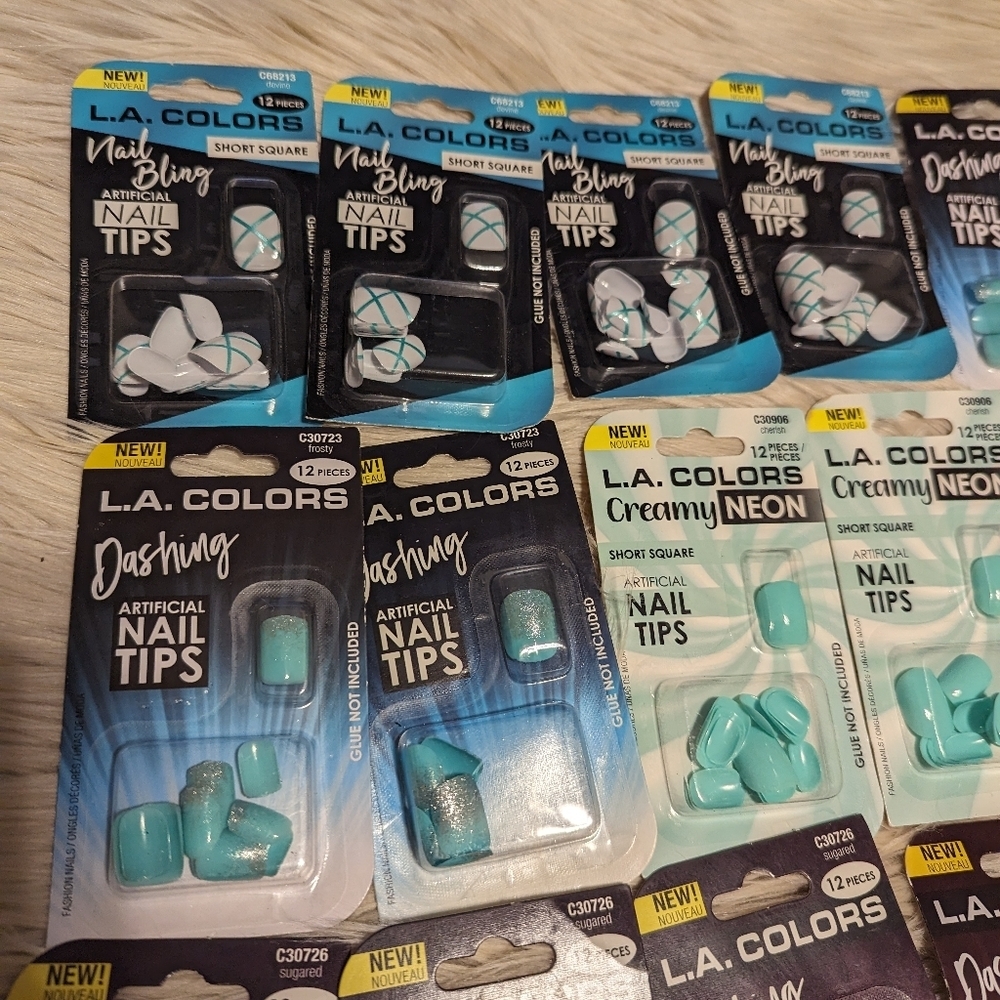 Lot of 30 L.A Colors Dashing artificial nails - Picture 2 of 6